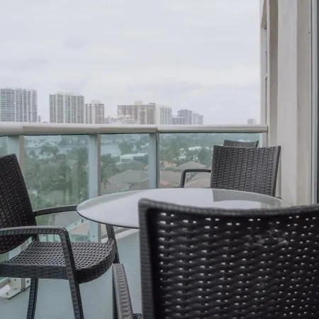 Ocean Reserve Comfortable Vacation Apartment - 00388 Miami Beach Exterior photo